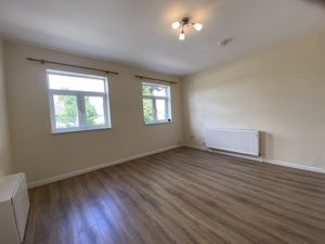 Lounge- click for photo gallery